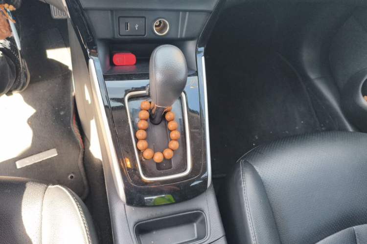 Used Nissan Sylphy 2021 Classic 1.6XL CVT Luxury Edition Gear Lever