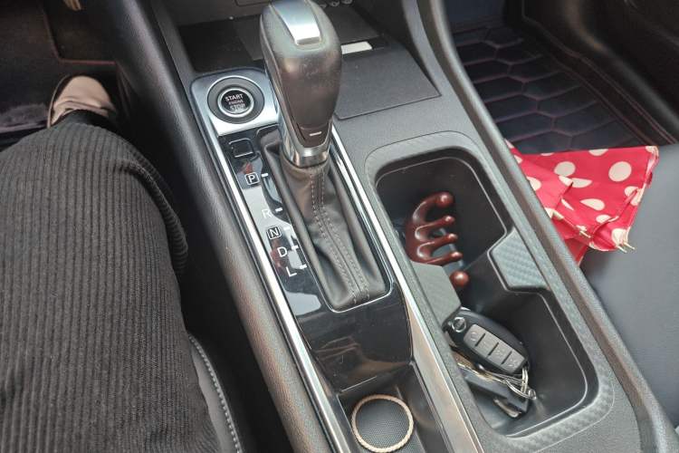 Used Nissan Sylphy 2021 1.6L XL CVT Enjoyment Edition Gear Lever