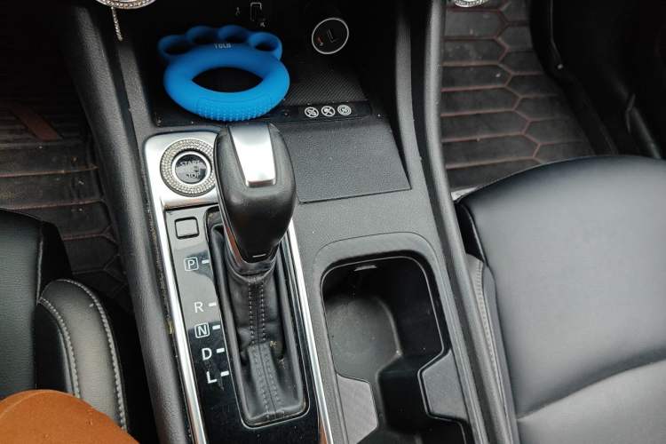 Used Nissan Sylphy 2021 1.6L XL CVT Enjoyment Edition Gear Lever