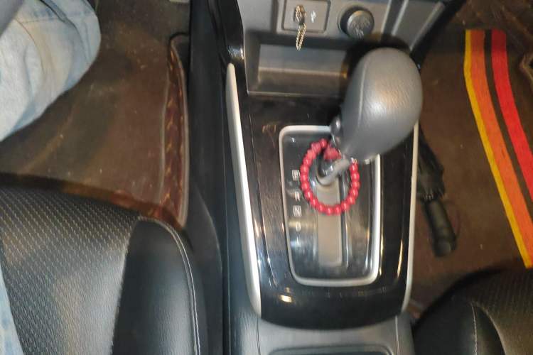 Used Nissan Sylphy 2021 Classic 1.6XL CVT Luxury Edition Gear Lever