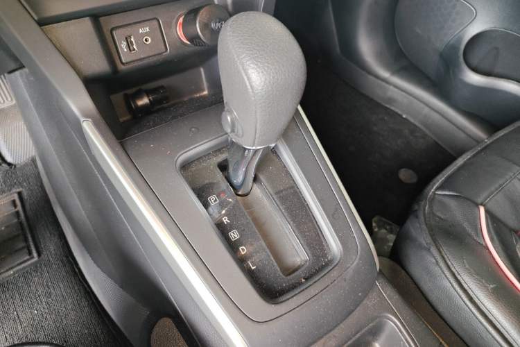 Used Nissan Sylphy 2021 Classic 1.6XE CVT Comfort Edition Gear Lever