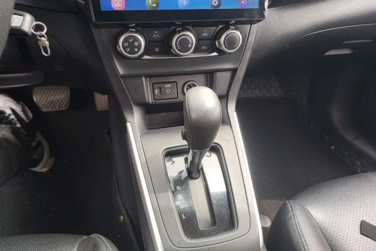 Used Nissan Sylphy 2021 Classic 1.6XE CVT Comfort Edition Gear Lever