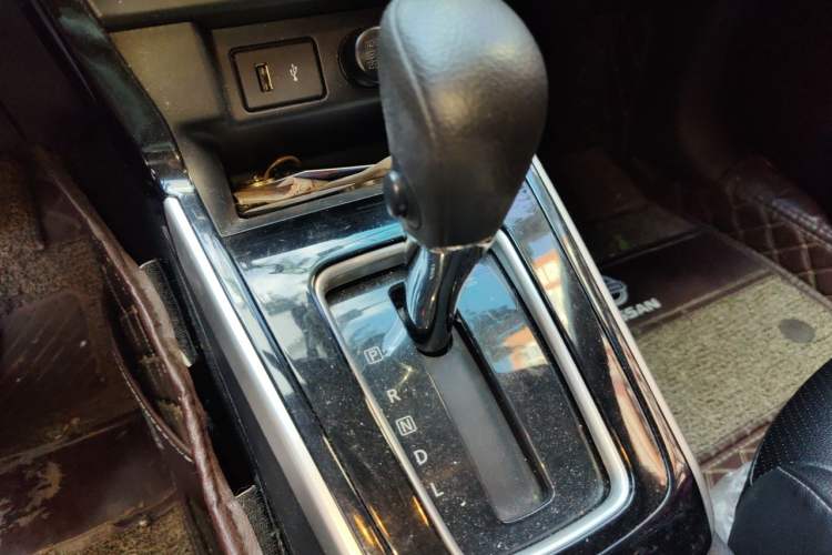 Used Nissan Sylphy 2021 Classic 1.6XL CVT Luxury Edition Gear Lever
