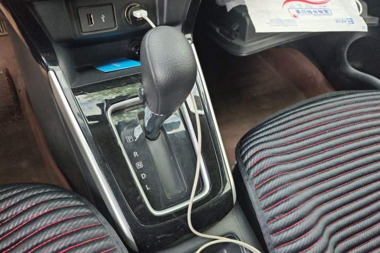Used Nissan Sylphy 2021 Classic 1.6XL CVT Luxury Edition Gear Lever