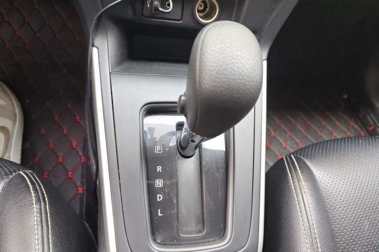 Used Nissan Sylphy 2021 Classic 1.6XE CVT Comfort Edition Gear Lever