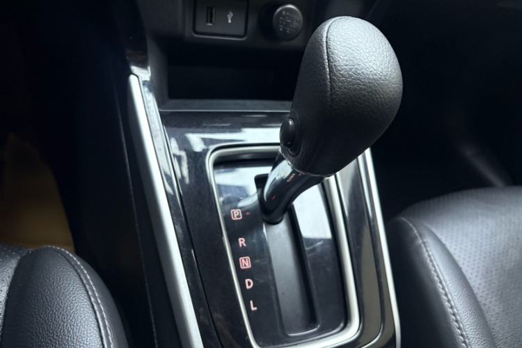 Used Nissan Sylphy 2021 Classic 1.6XL CVT Luxury Edition Gear Lever