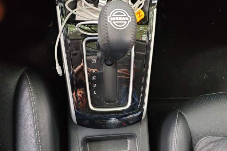 Used Nissan Sylphy 2021 Classic 1.6XL CVT Luxury Edition Gear Lever