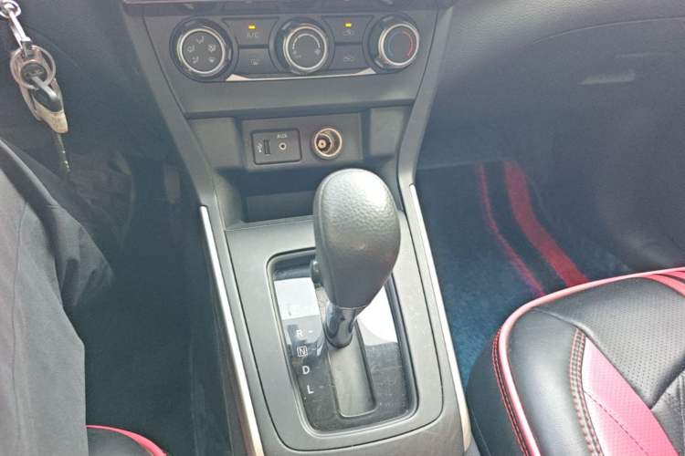 Used Nissan Sylphy 2021 Classic 1.6XE CVT Comfort Edition Gear Lever