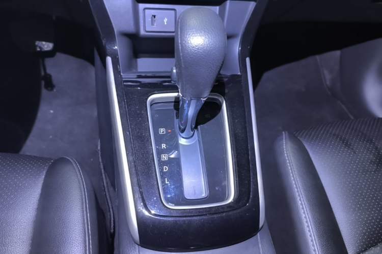 Used Nissan Sylphy 2021 Classic 1.6XL CVT Luxury Edition Gear Lever