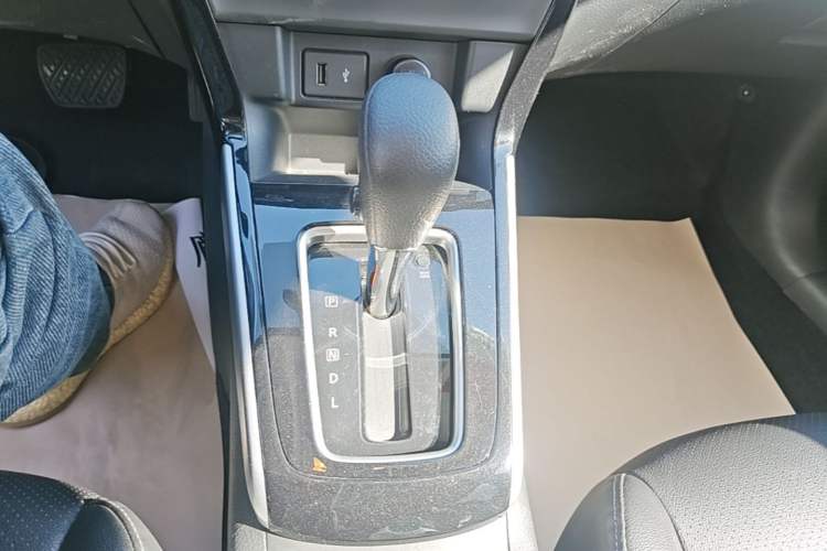 Used Nissan Sylphy 2021 Classic 1.6XL CVT Luxury Edition Gear Lever