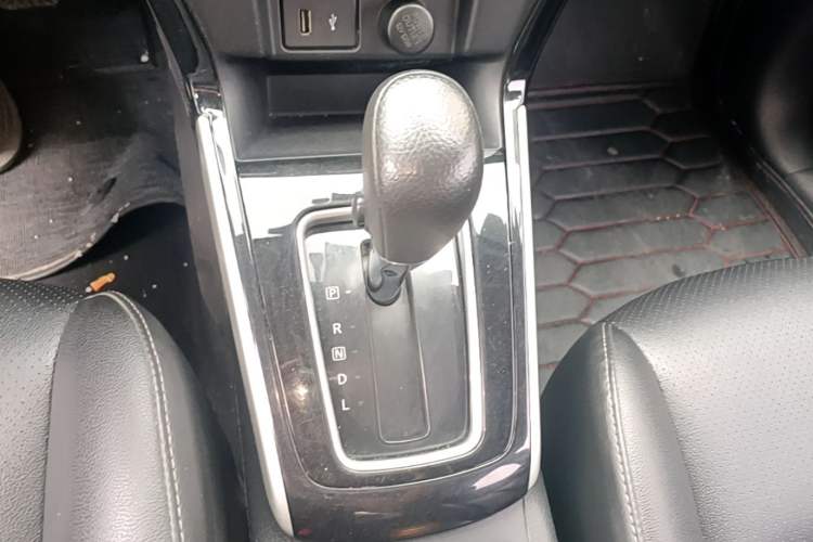 Used Nissan Sylphy 2021 Classic 1.6XL CVT Luxury Edition Gear Lever