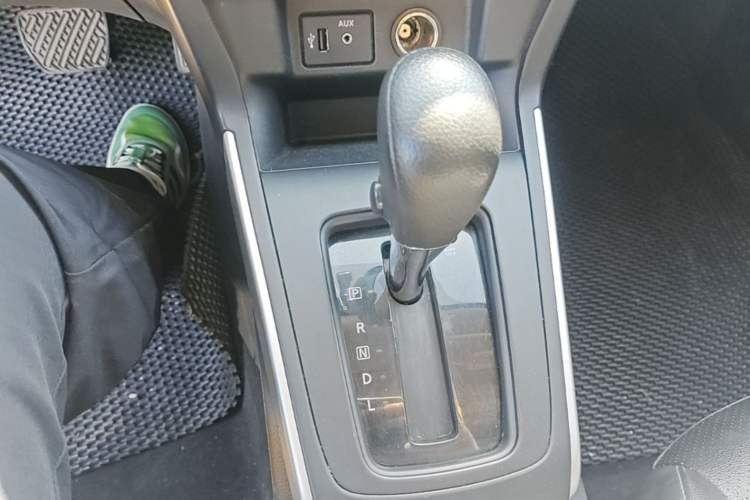 Used Nissan Sylphy 2021 Classic 1.6XE CVT Comfort Edition Gear Lever