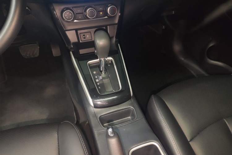 Used Nissan Sylphy 2021 Classic 1.6XL CVT Luxury Edition Gear Lever