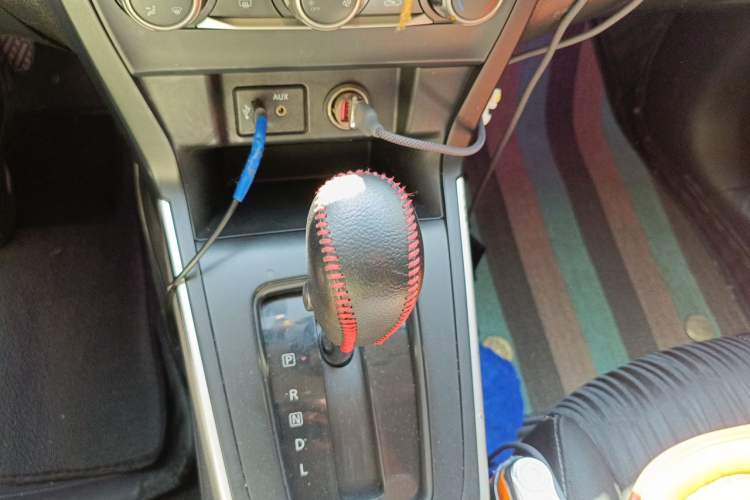 Used Nissan Sylphy 2021 Classic 1.6XE CVT Comfort Edition Gear Lever