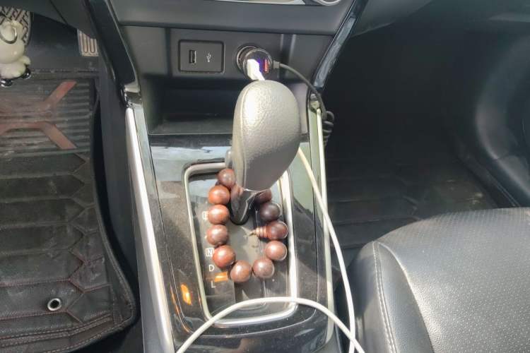 Used Nissan Sylphy 2021 Classic 1.6XL CVT Luxury Edition Gear Lever