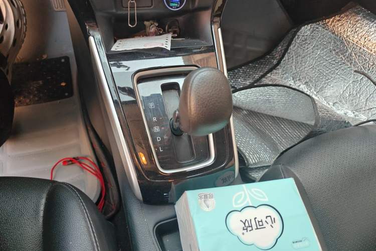 Used Nissan Sylphy 2021 Classic 1.6XL CVT Luxury Edition Gear Lever