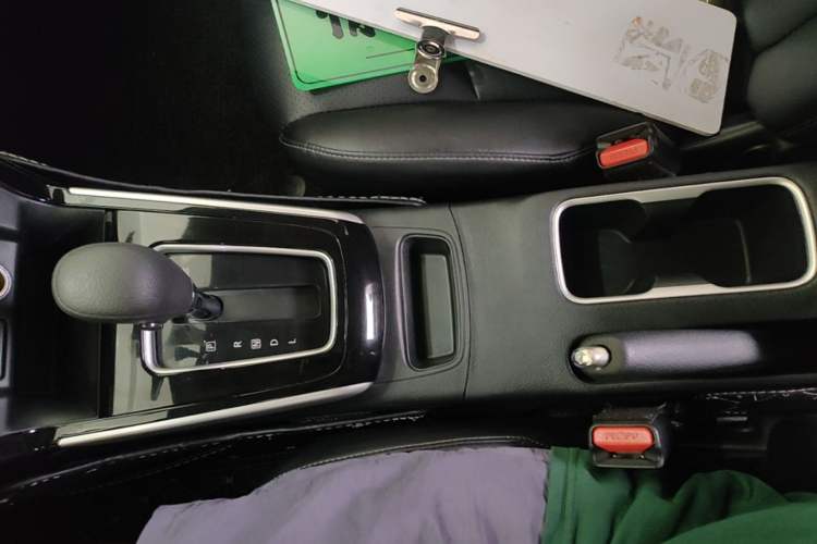 Used Nissan Sylphy 2021 Classic 1.6XL CVT Luxury Edition Gear Lever