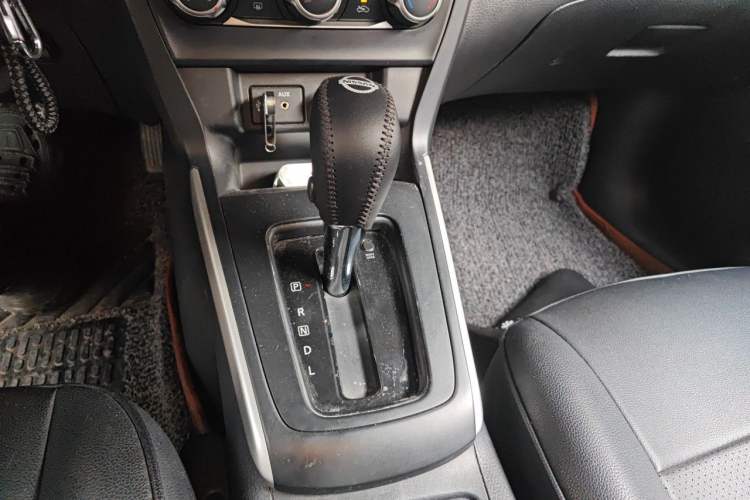 Used Nissan Sylphy 2021 Classic 1.6XE CVT Comfort Edition Gear Lever