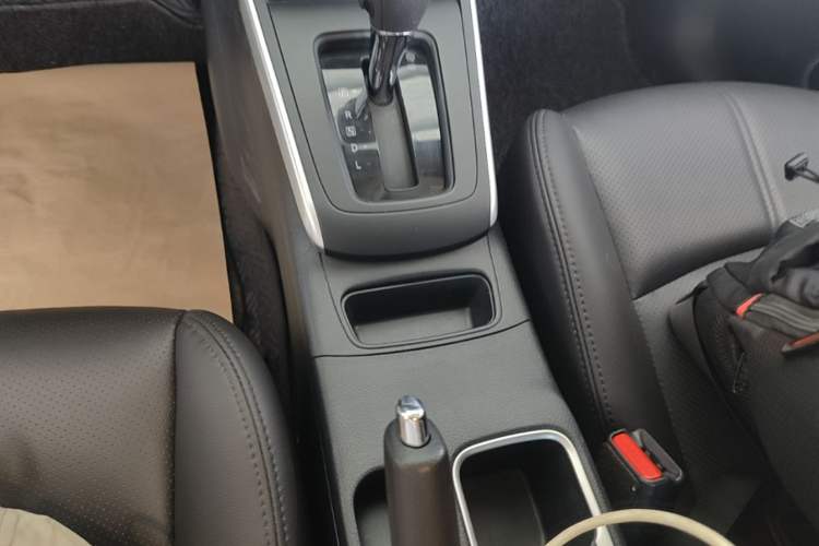 Used Nissan Sylphy 2021 Classic 1.6XE CVT Comfort Edition Gear Lever