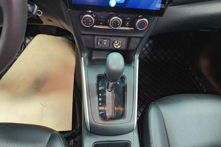 Used Nissan Sylphy 2021 Classic 1.6XE CVT Comfort Edition Gear Lever