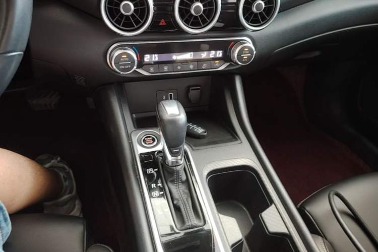 Used Nissan Sylphy 2021 1.6L XL CVT Enjoyment Edition Gear Lever