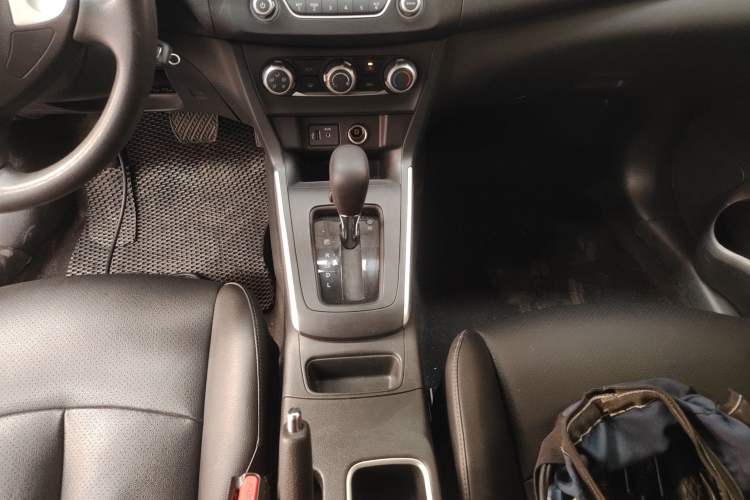 Used Nissan Sylphy 2021 Classic 1.6XE CVT Comfort Edition Gear Lever