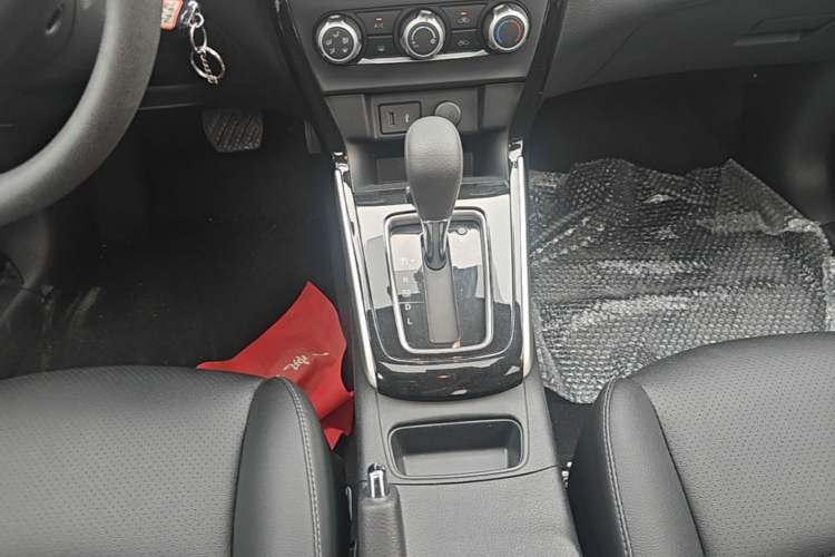 Used Nissan Sylphy 2021 Classic 1.6XL CVT Luxury Edition Gear Lever