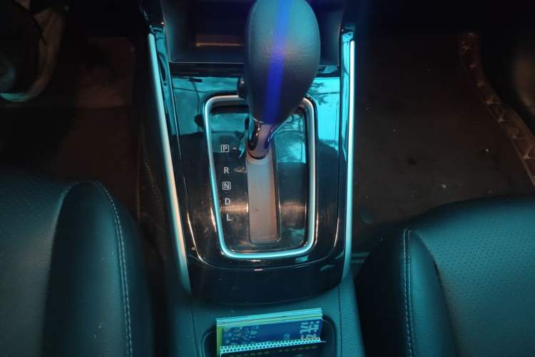 Used Nissan Sylphy 2021 Classic 1.6XL CVT Luxury Edition Gear Lever