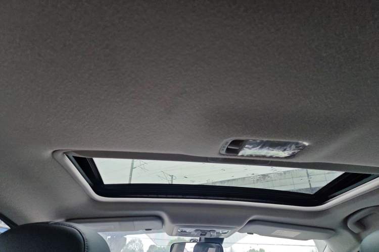 Used Nissan Sylphy 2021 Classic 1.6XL CVT Luxury Edition Headliner