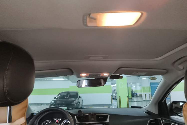 Used Nissan Sylphy 2021 Classic 1.6XL CVT Luxury Edition Headliner