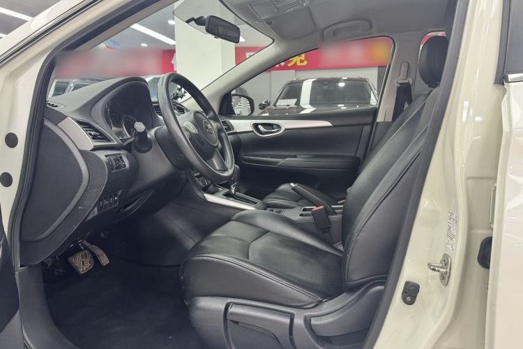 Used Nissan Sylphy 2021 Classic 1.6XE CVT Comfort Edition Headliner