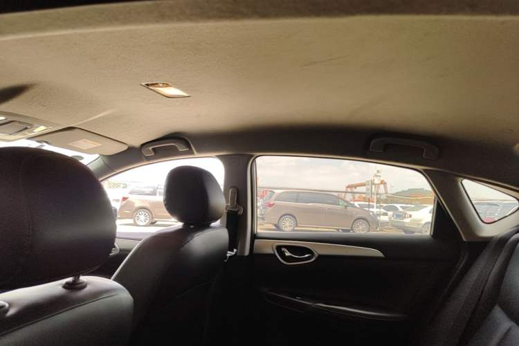 Used Nissan Sylphy 2021 Classic 1.6XE CVT Comfort Edition Headliner