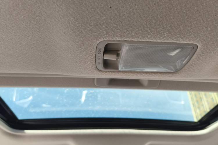Used Nissan Sylphy 2021 Classic 1.6XL CVT Luxury Edition Headliner