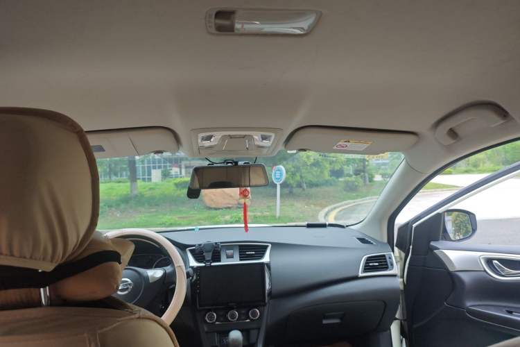 Used Nissan Sylphy 2021 Classic 1.6XE CVT Comfort Edition Headliner