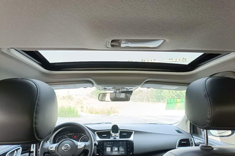 Used Nissan Sylphy 2021 Classic 1.6XL CVT Luxury Edition Headliner