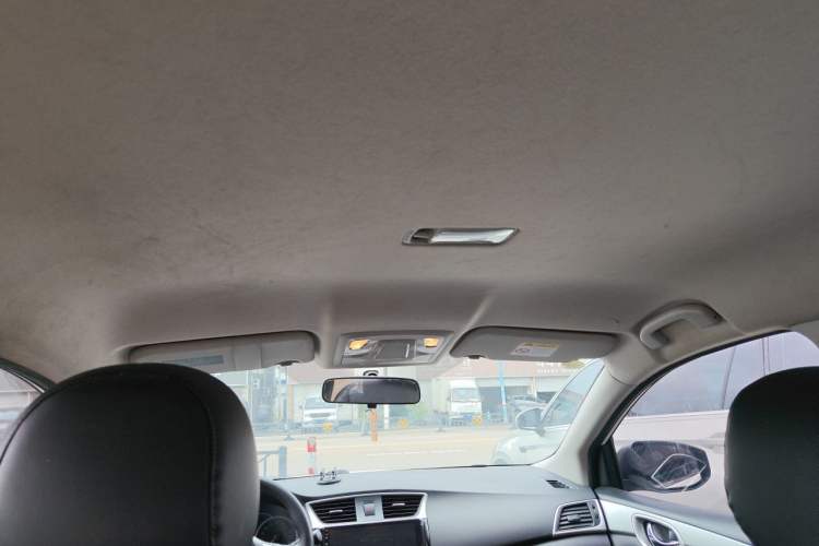 Used Nissan Sylphy 2021 Classic 1.6XE CVT Exclusive Edition Headliner