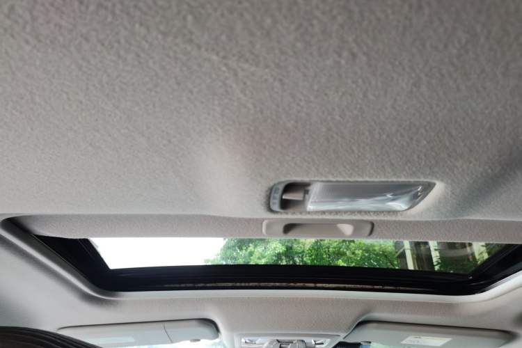 Used Nissan Sylphy 2021 Classic 1.6XL CVT Luxury Edition Headliner
