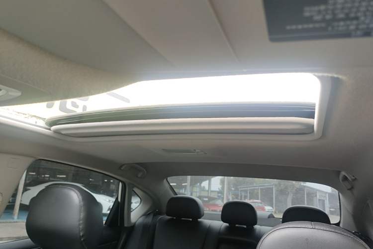 Used Nissan Sylphy 2021 Classic 1.6XL CVT Luxury Edition Headliner
