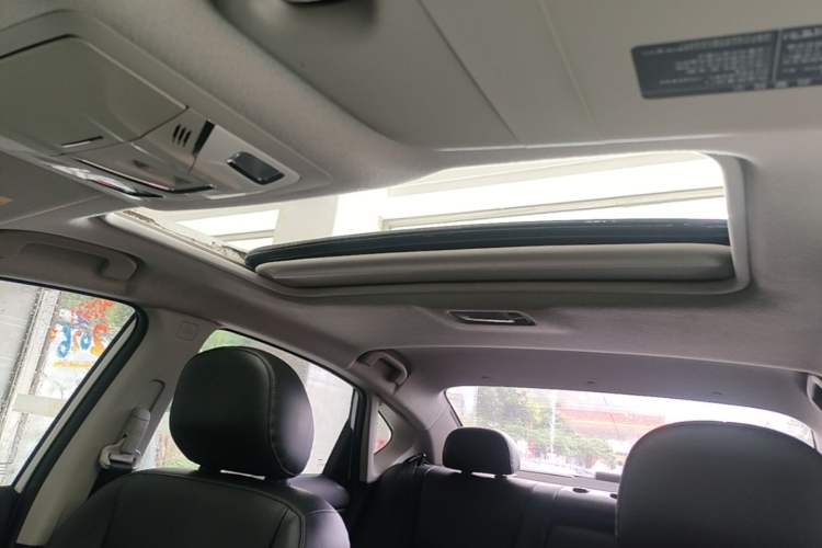 Used Nissan Sylphy 2021 Classic 1.6XL CVT Luxury Edition Headliner