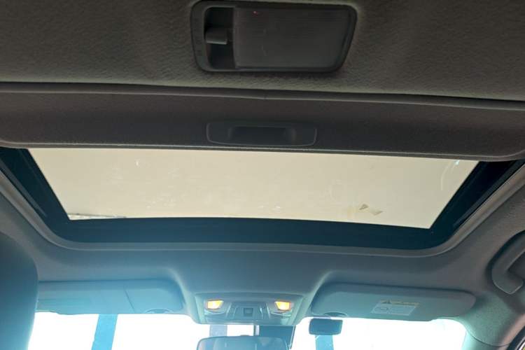 Used Nissan Sylphy 2021 Classic 1.6XL CVT Luxury Edition Headliner