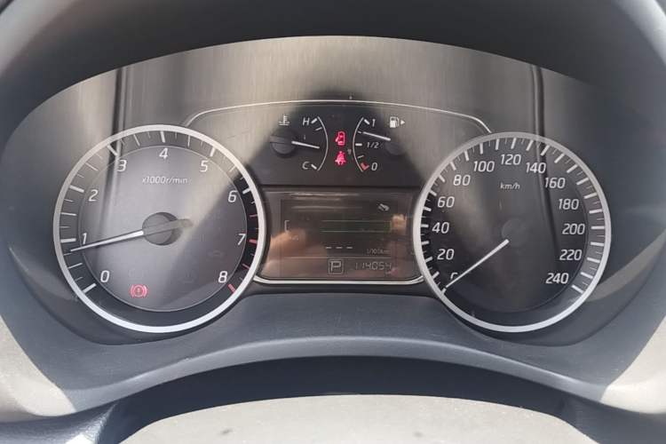 Used Nissan Sylphy 2021 Classic 1.6XE CVT Exclusive Edition Instrument Cluster