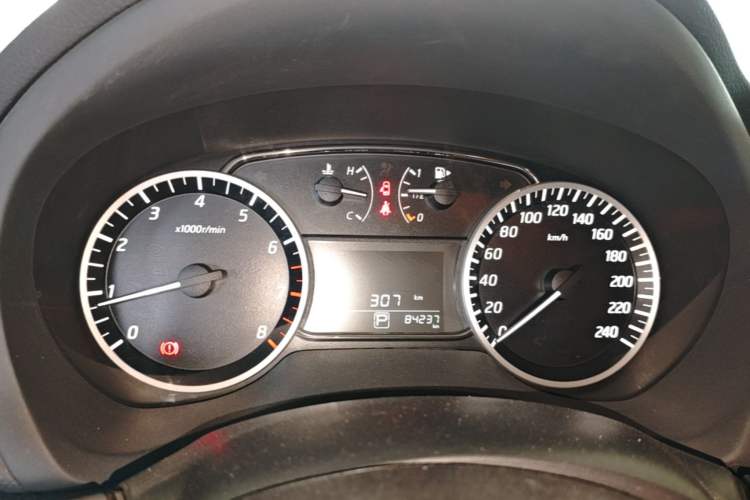 Used Nissan Sylphy 2021 Classic 1.6XE CVT Comfort Edition Instrument Cluster