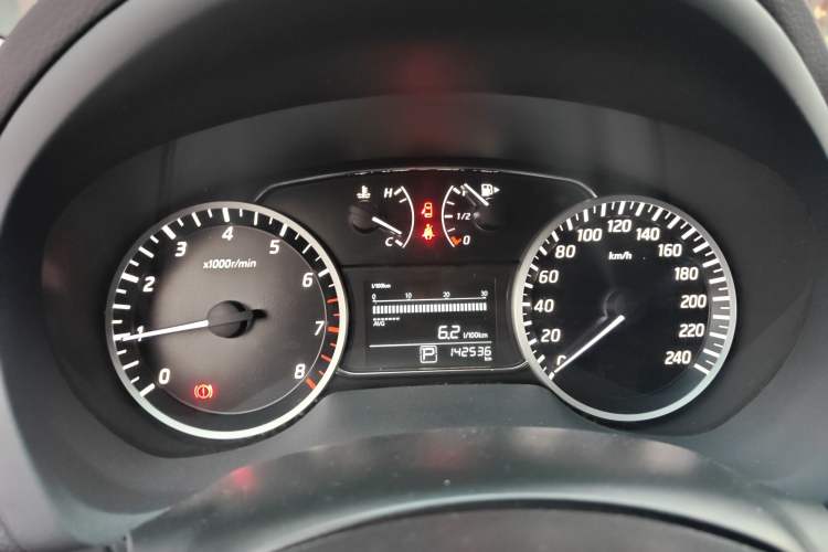 Used Nissan Sylphy 2021 Classic 1.6XE CVT Comfort Edition Instrument Cluster