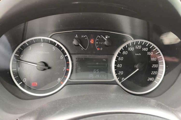 Used Nissan Sylphy 2021 Classic 1.6XE CVT Comfort Edition Instrument Cluster