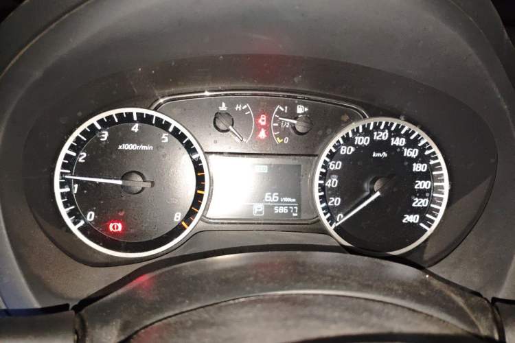 Used Nissan Sylphy 2021 Classic 1.6XE CVT Comfort Edition Instrument Cluster