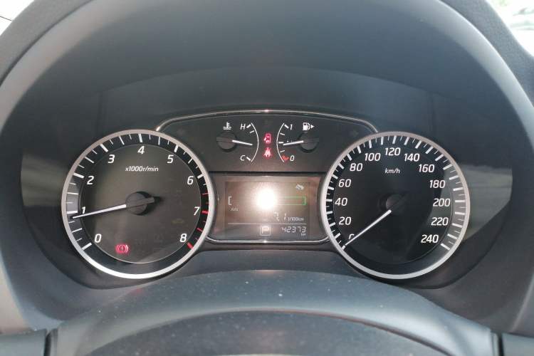 Used Nissan Sylphy 2021 Classic 1.6XE CVT Comfort Edition Instrument Cluster