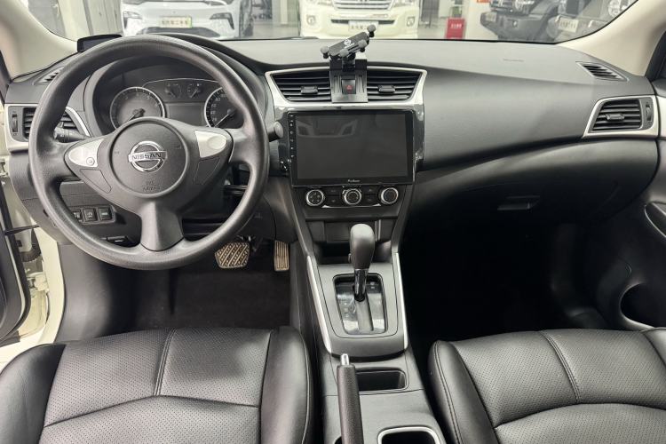 Used Nissan Sylphy 2021 Classic 1.6XE CVT Comfort Edition Interior 1
