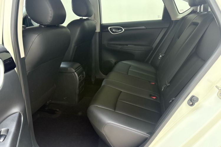 Used Nissan Sylphy 2021 Classic 1.6XL CVT Luxury Edition Interior 1