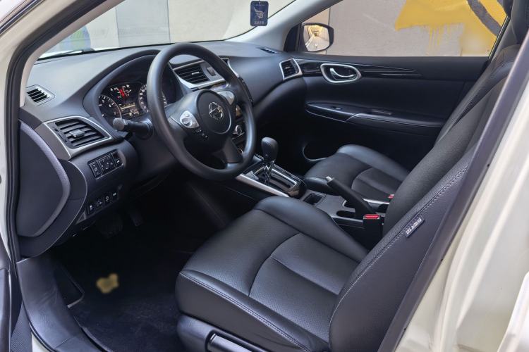 Used Nissan Sylphy 2021 Classic 1.6XL CVT Luxury Edition Interior 1