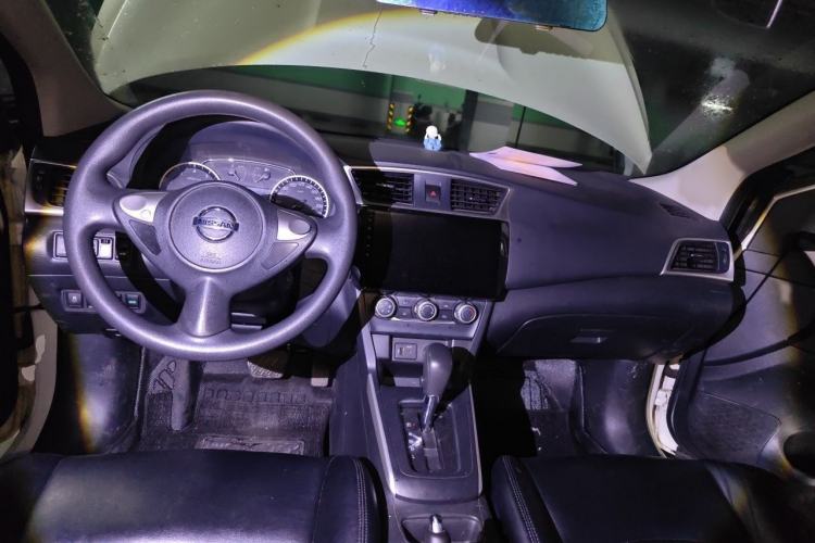 Used Nissan Sylphy 2021 Classic 1.6XE CVT Comfort Edition Interior 2